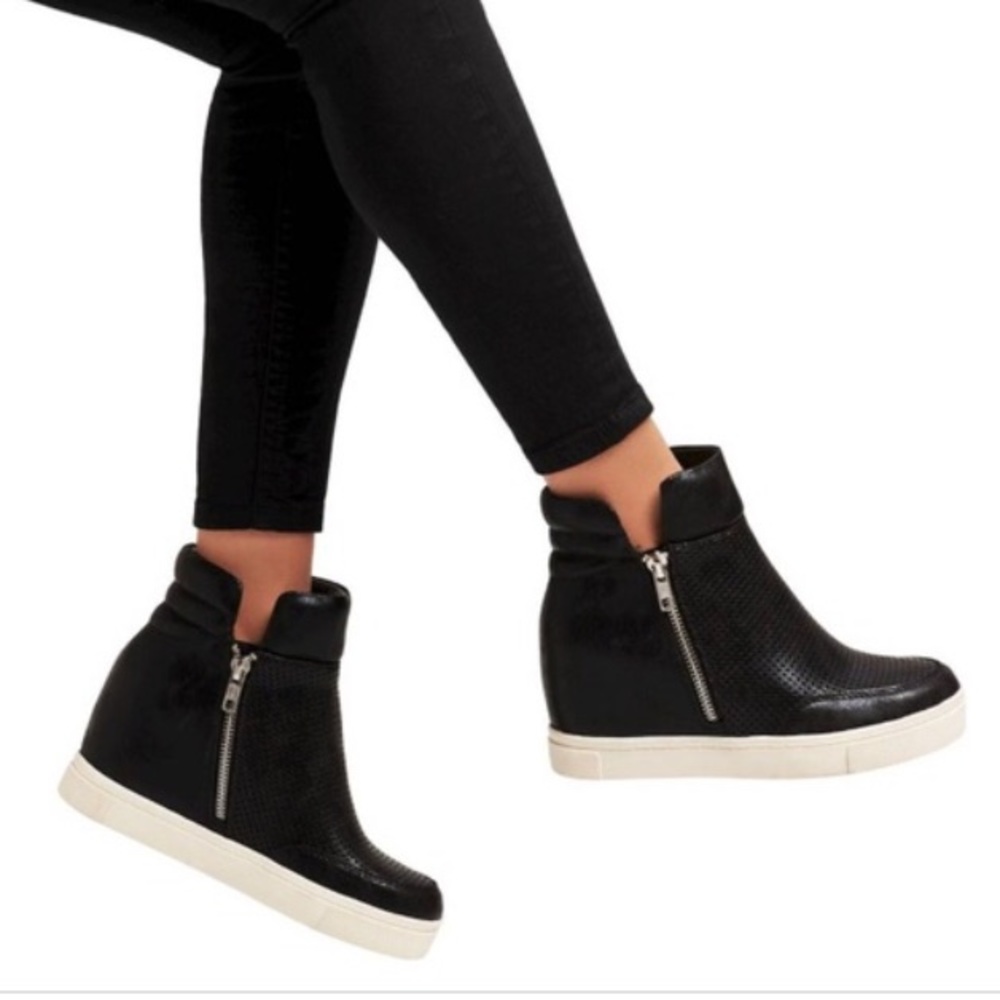 Mossimo ‘Gisel’ Hightop Wedges